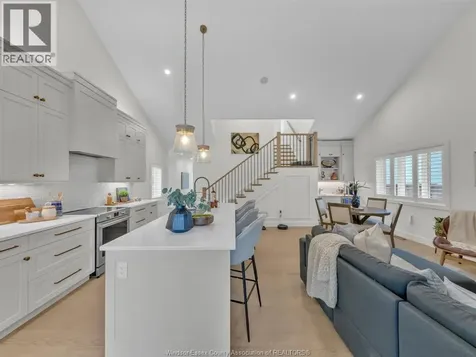 281 Brighton Road Tecumseh ON N8N 2L2