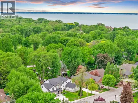 281 Brighton Road Tecumseh ON N8N 2L2