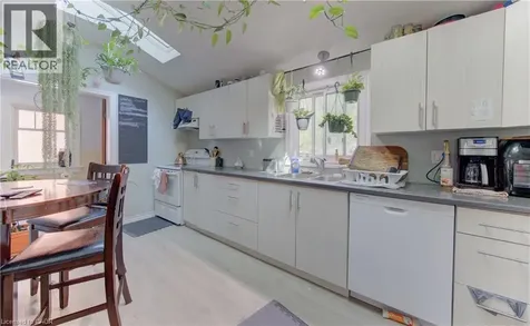 48 Breithaupt Street Kitchener ON N2H 5G6