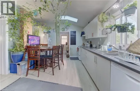 48 Breithaupt Street Kitchener ON N2H 5G6
