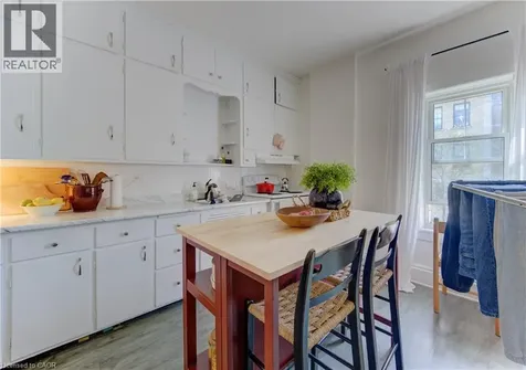 48 Breithaupt Street Kitchener ON N2H 5G6