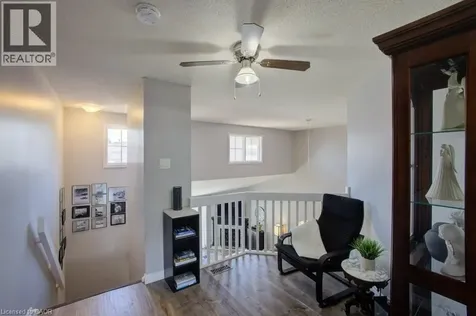 464 Beechwood Place Waterloo ON N2T 1Z2