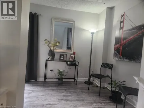 135 Chalmers Street South Cambridge ON N1R 6M2