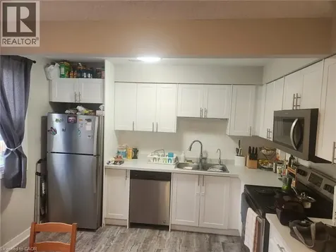 135 Chalmers Street South Cambridge ON N1R 6M2