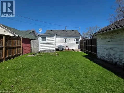 341 Corvette Street Welland ON L3B 4S5