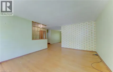 162 Warren Road Kitchener ON N2M 4T7