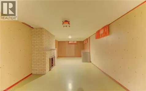 162 Warren Road Kitchener ON N2M 4T7