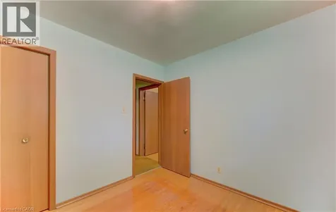 162 Warren Road Kitchener ON N2M 4T7