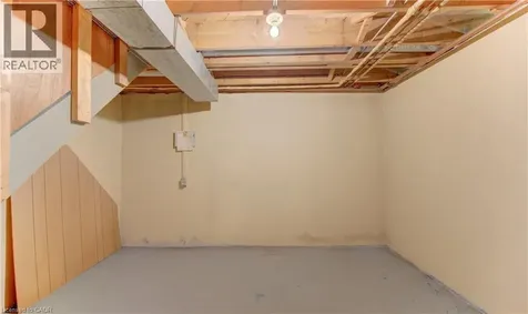 162 Warren Road Kitchener ON N2M 4T7