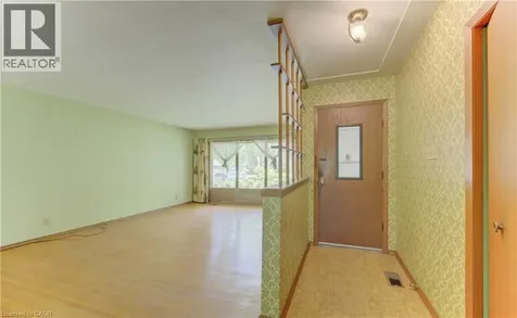 162 Warren Road Kitchener ON N2M 4T7