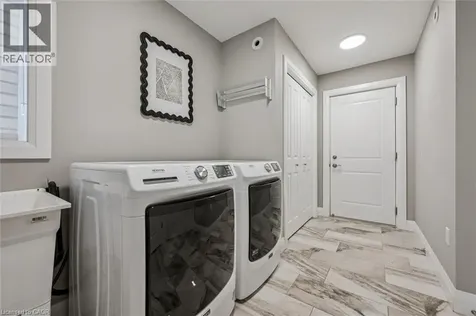 163 Halls Drive Elora ON N0B 1S0
