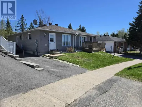 179 Taylor Boulevard Elliot Lake ON P5A 3L1