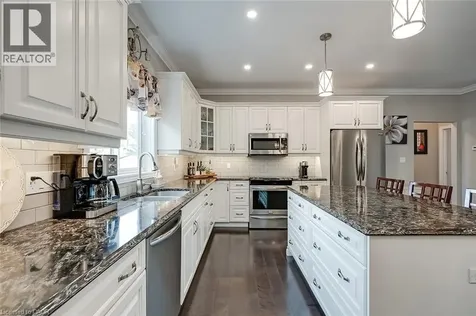 49 Postma Drive Dunnville ON N1A 0B2