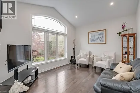 49 Postma Drive Dunnville ON N1A 0B2