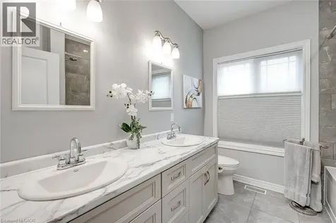 49 Postma Drive Dunnville ON N1A 0B2