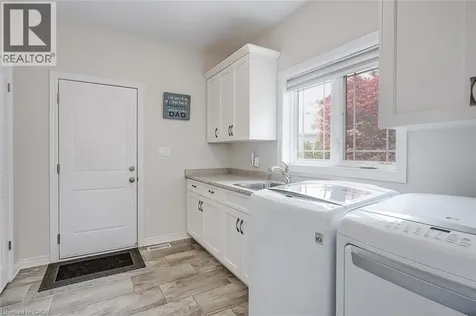 49 Postma Drive Dunnville ON N1A 0B2