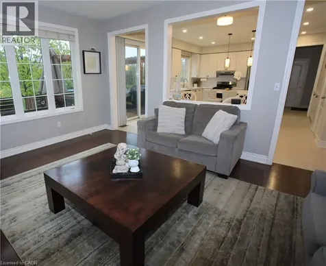 2295 Glazebrook Circle Oakville ON L6M 5B5
