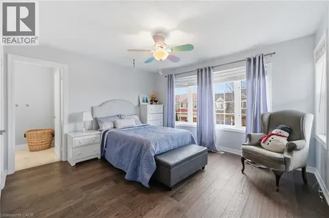 2295 Glazebrook Circle Oakville ON L6M 5B5