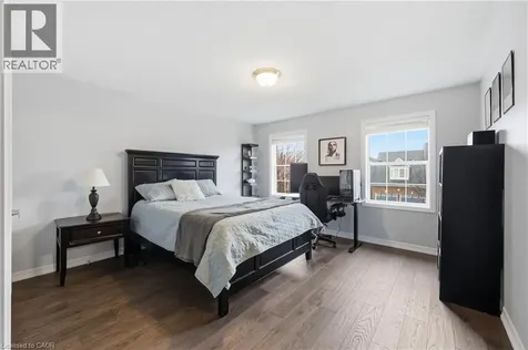 2295 Glazebrook Circle Oakville ON L6M 5B5