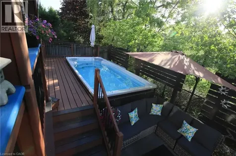 2295 Glazebrook Circle Oakville ON L6M 5B5