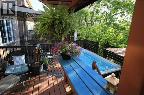 2295 Glazebrook Circle Oakville ON L6M 5B5
