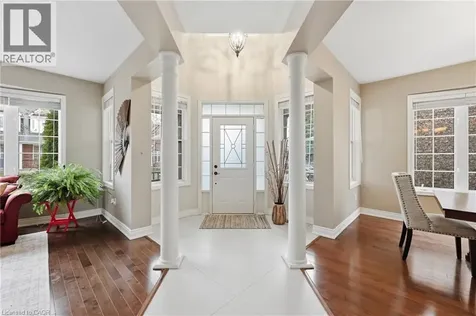 2295 Glazebrook Circle Oakville ON L6M 5B5