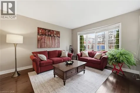 2295 Glazebrook Circle Oakville ON L6M 5B5