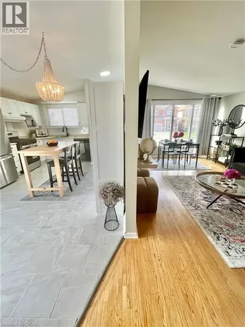 241 Thorner Drive Hamilton ON L8V 2M6