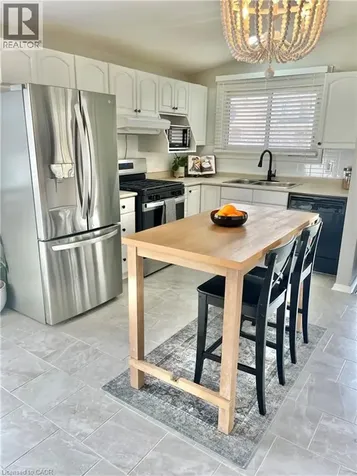 241 Thorner Drive Hamilton ON L8V 2M6