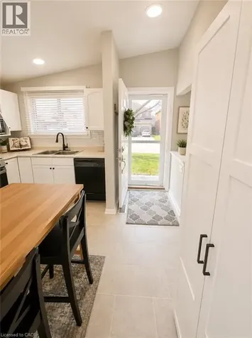 241 Thorner Drive Hamilton ON L8V 2M6