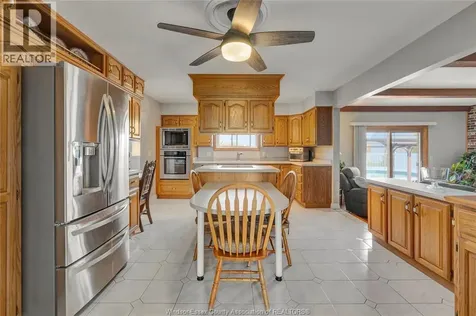 3927 Concession 3 South Amherstburg ON N9V 2Y8