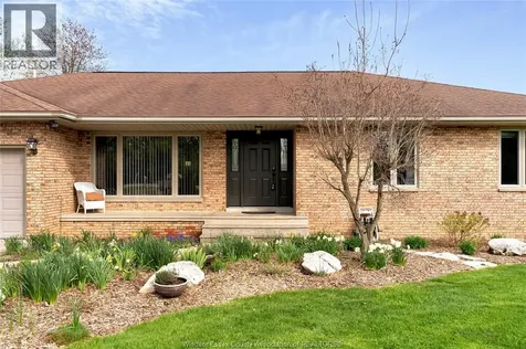 3927 Concession 3 South Amherstburg ON N9V 2Y8