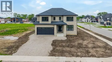 3698 Farrow Avenue Windsor ON N8N 1M2