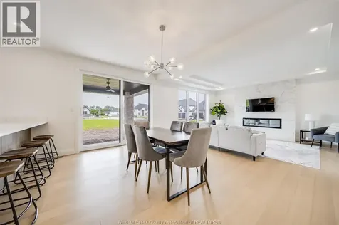 3698 Farrow Avenue Windsor ON N8N 1M2