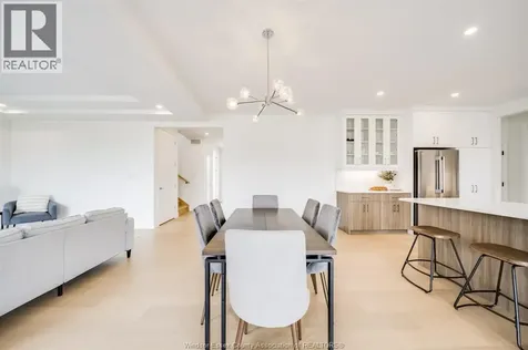 3698 Farrow Avenue Windsor ON N8N 1M2