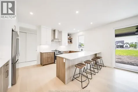 3698 Farrow Avenue Windsor ON N8N 1M2