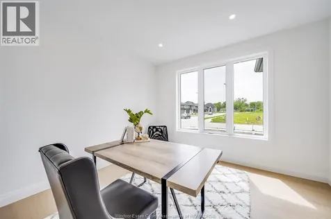 3698 Farrow Avenue Windsor ON N8N 1M2