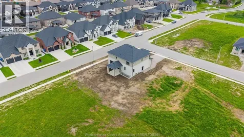 3698 Farrow Avenue Windsor ON N8N 1M2