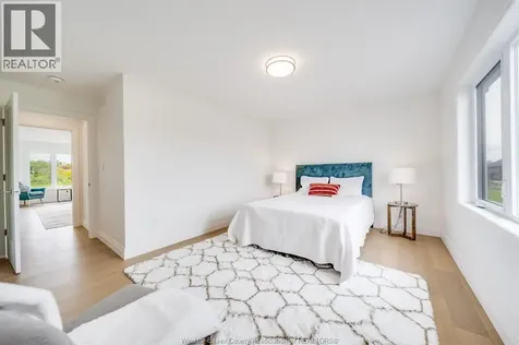 3698 Farrow Avenue Windsor ON N8N 1M2
