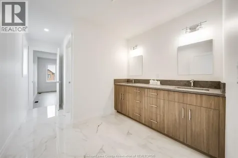 3698 Farrow Avenue Windsor ON N8N 1M2