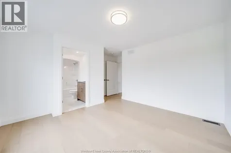 3698 Farrow Avenue Windsor ON N8N 1M2