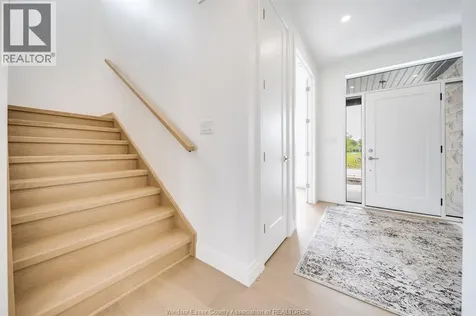 3698 Farrow Avenue Windsor ON N8N 1M2