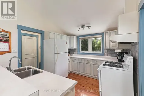 105 Woodland Park Road Blue Mountains ON N0H 1J0