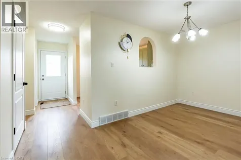 483 Springbank Avenue North Woodstock ON N4T 1R1