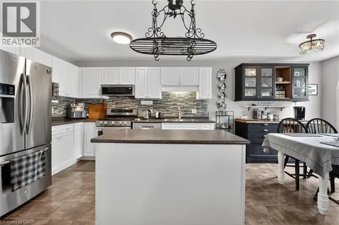 11 Rochelle Crescent Ridgeway ON L0S 1N0