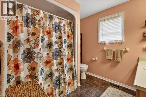 11 Rochelle Crescent Ridgeway ON L0S 1N0