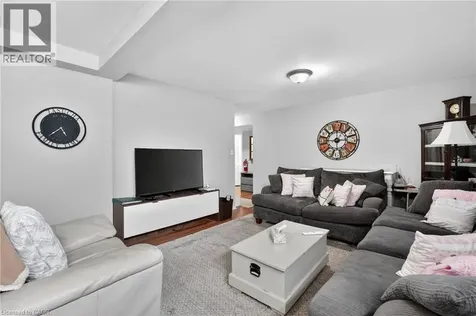 11 Rochelle Crescent Ridgeway ON L0S 1N0