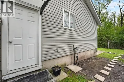 11 Rochelle Crescent Ridgeway ON L0S 1N0
