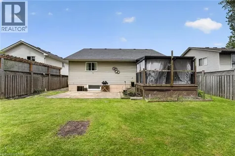 11 Rochelle Crescent Ridgeway ON L0S 1N0