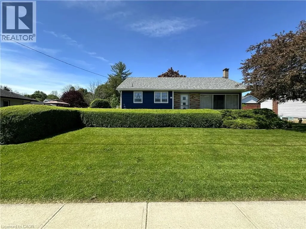 10 Charlton Crescent Simcoe ON N3Y 1A7
